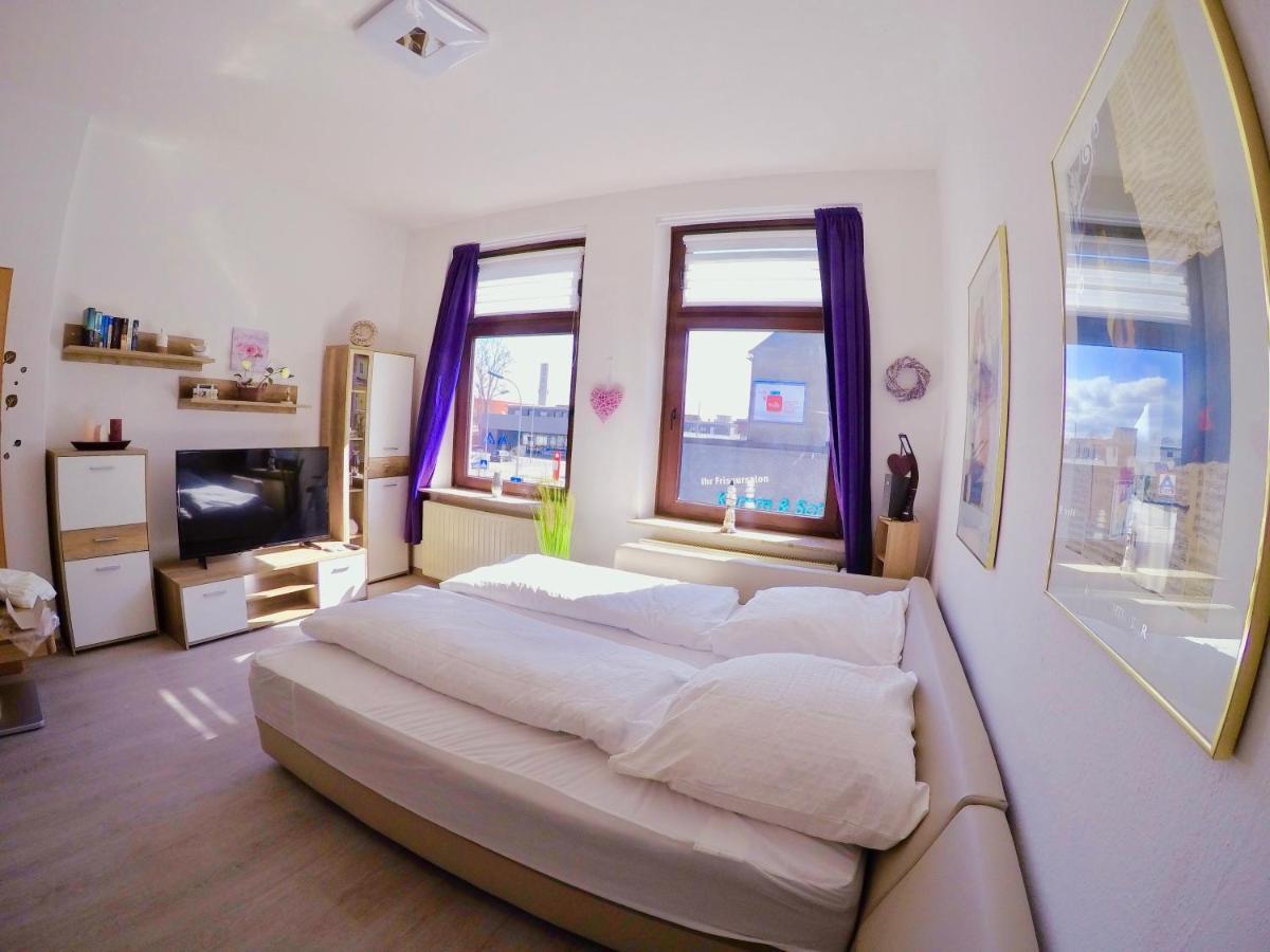 Vivid - Studioapartment Mit Balkon - Netflix - Wlan Wilhelmshaven Exterior foto