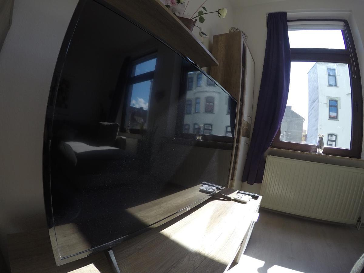 Vivid - Studioapartment Mit Balkon - Netflix - Wlan Wilhelmshaven Exterior foto