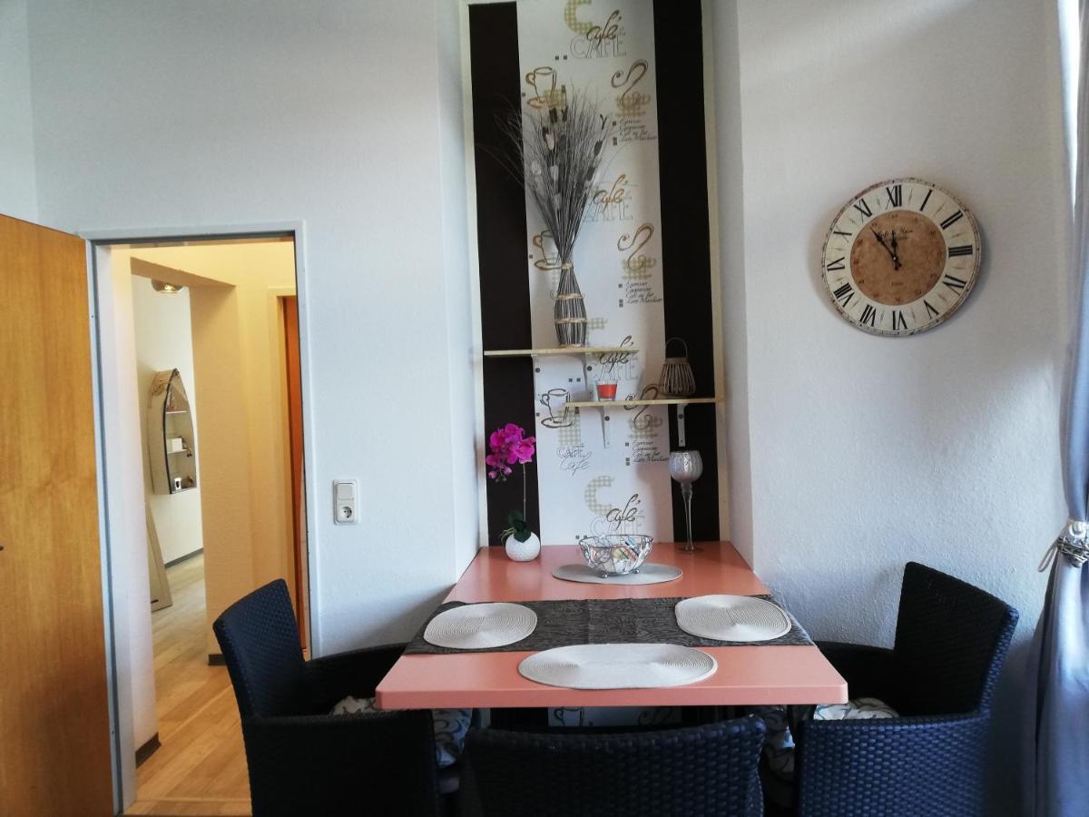 Vivid - Studioapartment Mit Balkon - Netflix - Wlan Wilhelmshaven Exterior foto